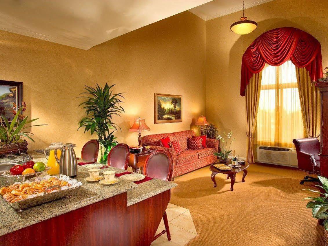 Best Western Corona Hotel & Suites Exteriér fotografie